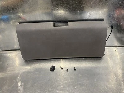 Puerta guantera Chevrolet GMC Silverado 1500 2500 Suburban Sierra 88-94 OEM Foto 1 de 4