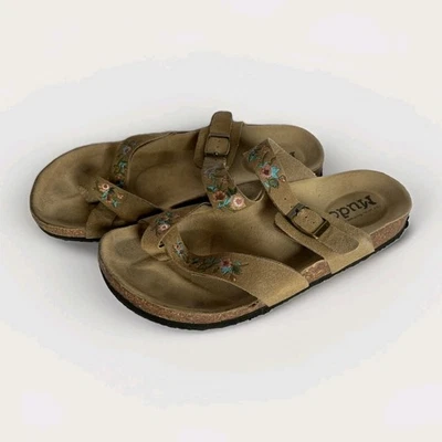 Mudd Floral Toe Loop Sandals Women’s Size 8 - Image 1 of 4