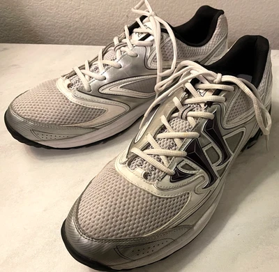 Warrior - 男式 14 码 - 低帮/系带/户外/运动/休闲运动鞋 - 二手状况完好! — 第 1/4 张图片