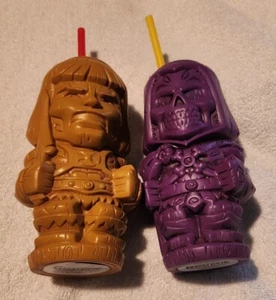 Juego de 2 vasos de plástico Masters of the Universe Geeki Tikis, He-Man & Skeletor - Imagen 1 de 3