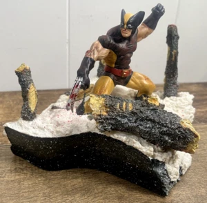 Rare 2004 Marvel Dynamic Forces Wolverine Vs Sabretooth Diorama Wolverine Only - Picture 1 of 14