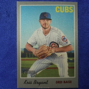 2019 Topps Heritage #2: Kris Bryant [Clothe] (INS-1) - Picture 1 of 1