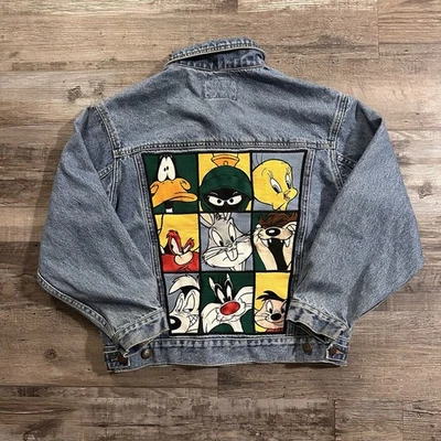 Jaqueta jeans vintage anos 90 Looney Tunes Warner Bros masculina Y grande 1995 - Imagem 1 de 4