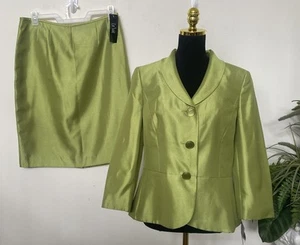 NWT Le Suit Women’s Torino Palm 100% Polyester 2 Piece Skirt Suit Size 12, $200 - Picture 1 of 8