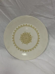 VTG Sheffield Serenade 10” Dinner Plate Gold Fleur-De-Lis on White Made In USA - Picture 1 of 7