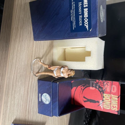 JAMES BOND 007 Corgi ICON figure Boxed, Mint - HONEY RIDER F04021 - Image 1 of 4