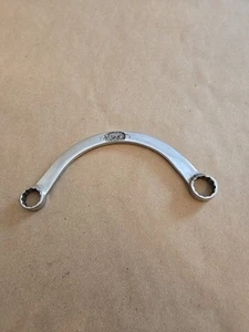 Snap On 9/16"-5/8" 12PT SAE Chrome Half Moon Box End Wrench CX-1820 - Picture 1 of 9