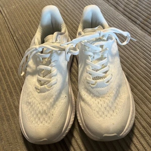 HOKA Mach 6 - Women's Color:m White/White Size 8 Used - Picture 1 of 12
