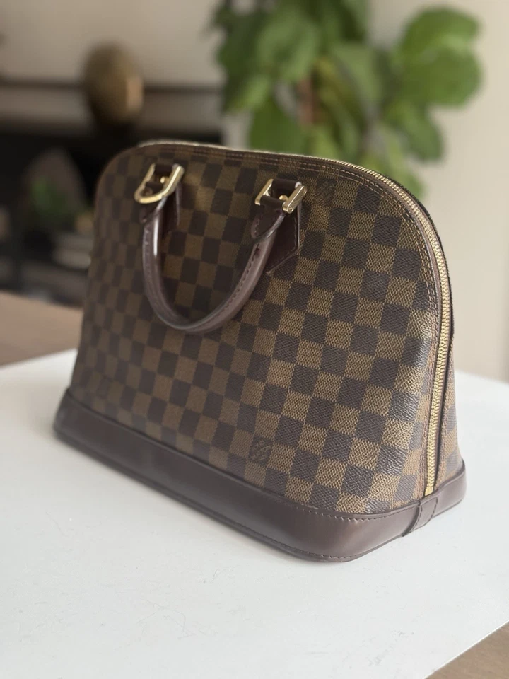 AUTÊNTICA Bolsa Louis Vuitton Damier Level ALMA PM - Imagem 1 de 4