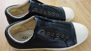 Ugg schwarz Leder Schnürsenkellose Turnschuhe Schuhe US Damen 10 Euro 41 - Bild 1 von 4