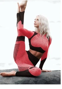 Yoga Set Size small Women high waisted leggings crop top New - Picture 1 of 7