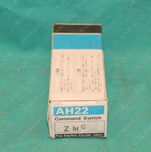 Fuji Electric AH22-Z ZMG Command Switch Green Lens NEW - Picture 1 of 4
