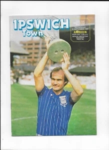 1981**40 YEAR OLD ALEX FERGUSON ABERDEEN MANAGER**IPSWICH TOWN V ABERDEEN*16 Sep - Picture 1 of 3