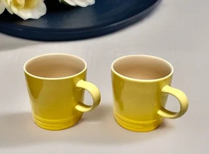 NEW Set of 2 Le Creuset Soleil Yellow Ombré 14oz Stoneware Coffee/Tea Mugs - Picture 1 of 15