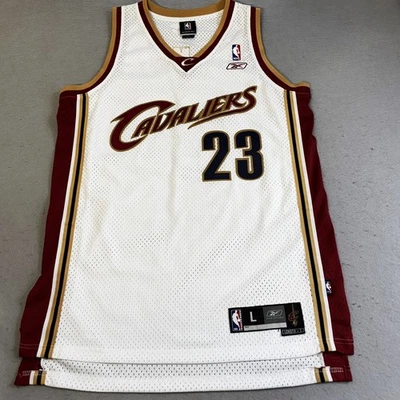 Camiseta De Colección Reebok Lebron James Grande +2 Blanca Auténtica NBA Baloncesto Cavs Usada en Excelente Condición Foto 1 de 4