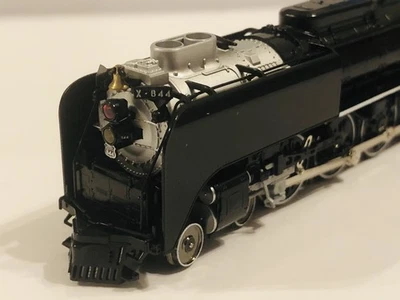 KATO N scale locomotive - image 1 of 4
