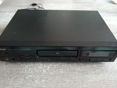 TEAC CD-P1160D CD player (Tested & Working) (Phones level button missing) - Bild 1 von 4