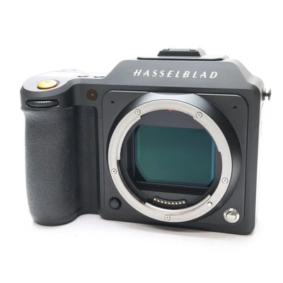 HASSELBLAD X2D 100C Medium Format Mirrorless Camera Body #303 - Image 1 of 4