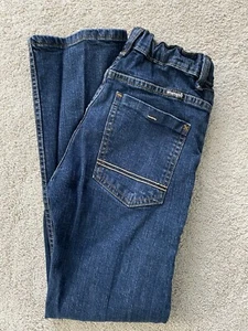 Pantalones de mezclilla Wrangler para jóvenes niños 14 calce regular azul oscuro usados en excelente estado 28,5", cintura ajustable - Imagen 1 de 4