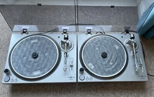 Stanton STR-8 30 Direct Drive Turntables - Picture 1 of 10