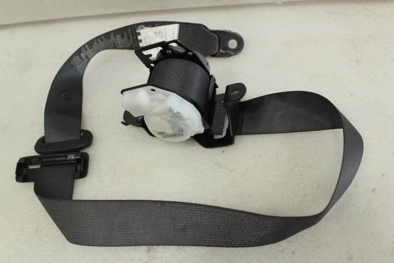 2007 2008 2009 2010 2011 2012 LEXUS LS460 REAR CENTER SEAT BELT BLACK LB20 - Image 1 of 4