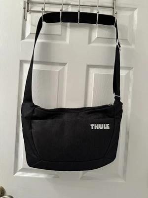 Bolso Thule Sweden Lge Mensajero Mensajero Viaje Negocios Laptop Negro Punteado Nuevo sin Etiquetas Foto 1 de 4