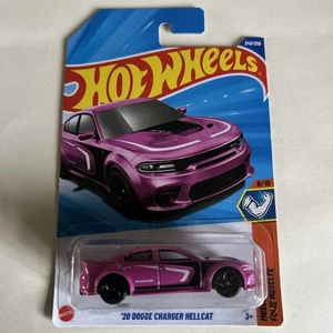 2025 Hot Wheels ‘20 Dodge Charger Hellcat 240/250 - Picture 1 of 2