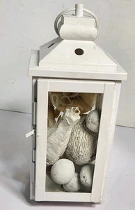 HOME (TARGET) Weiß Metall Windlicht Kerzenhalter mit Potpourri Dekor enthalten - Bild 1 von 7