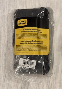 OtterBox DEFENDER SERIES Case & Belt Holster for Apple iPhone XR, Black 77-59801 - Picture 1 of 2