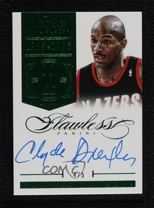 2013-14 Panini Flawless Retired Numbers Emerald /5 Clyde Drexler #RN-CD Auto HOF