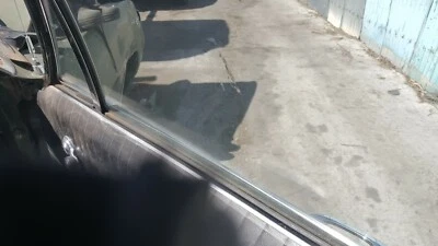 Puerta delantera paso derecho vidrio 4 puertas sedán Lesabre se adapta a 65-68 BUICK Pontiac  Foto 1 de 3