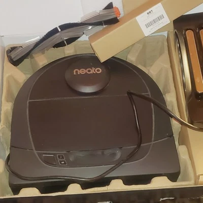 Neato Botvac D7 Connected Robot Vacuum - WiFi App Control Laser Nav - Immagine 1 di 4