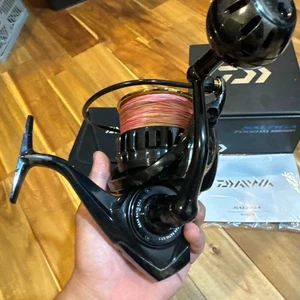 Mulinello da spinning DAIWA 15 Saltiga 7000H Dogfight usato dal Giappone - Foto 1 di 6