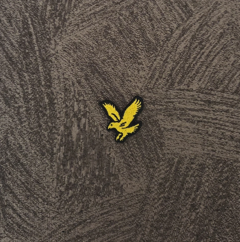 TOPPA PATCH Replica Lyle and Scott 3X3CM Ricamata Termoadesiva o da Cucire  - Imagen 1 de 1