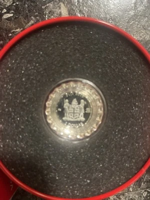 2018 Coca-Cola Collectible Bottle Cap Shaped 6g .999 Silver Proof $1 Coin Fiji  - Image 1 of 4