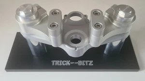 SUZUKI GSXR 750  handle bar riser conversion  brackets Years 1998-1990 - Picture 1 of 5