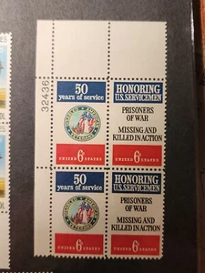 1970 Honoring Service Plate Block Of 4 6c Postage Stamps, Sc# 1422 - #B23 - Picture 1 of 3