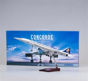 Model  Airplane 1/125 50cm Singapore Airlines Concorde Resin Light Sound Toy - Picture 1 of 7