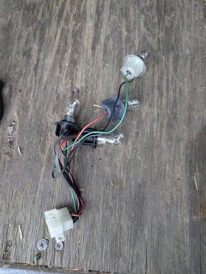 Mazda RX7 1986-1991 LUZ TRASERA Lámpara BOMBILLA TRASERA ENCHUFE ARNÉS DE CABLES Fc3s Fc  Foto 1 de 2