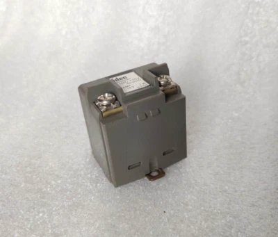 Lámpara transformadora primaria Idec 100/110V 50/60Hz 18V 2V hecha en Japón Foto 1 de 4