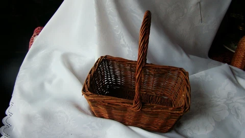 Woven Wood Basket w/ handle Tight Weave 8" Rectangular Cover