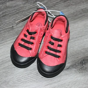 Scarpe casual Cat & Jack bambino 'senza cravatta' - cerniere laterali - non scivolo - rosso - taglia 5 - nuove con etichette - Foto 1 di 6