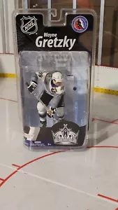 WAYNE GRETZKY LA KINGS BURGER KING MCFARLANE #171/250 - Picture 1 of 6