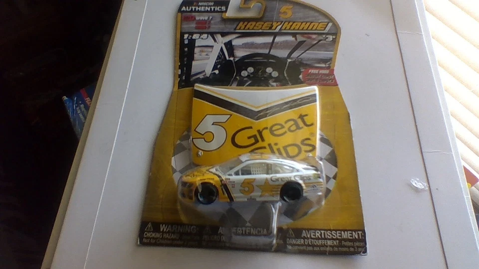 Hendrick Motorsports 2017 Darlington 1/64 Scale Diecast 4 Car Set Throwback by