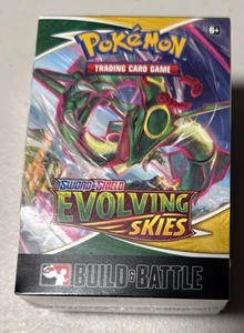 Pokémon TCG - Sword & Shield Evolving Skies - Build & Battle Box - SEALED - Picture 1 of 6