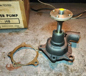 Water Pump (AMC 1958-1962) - Picture 1 of 4