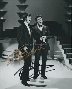 Tom Jones & Engelbert Humperdinck HAND Signed 8x10 Photo Autograph - Picture 1 of 2