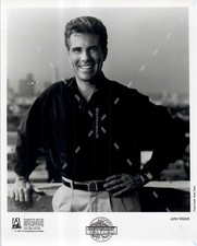 Rare Press Publicity Promo Photo 8x10 ~America's Most Wanted~ 1990 John Walsh