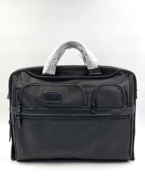 *NEW* TUMI COMPACT LARGE SCREEN COMPUTER BRIEF - BLACK - Bild 1 von 4