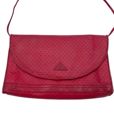 Bolso Cartera Vintage 1984 Liz Claiborne Cuero Rojo Solapa Estampado Geométrico Ajustable Foto 1 de 4